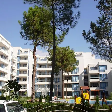 Excelsior Apart 19a Апартаменты